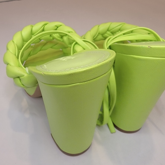 Schutz Zarda High Block Heels Green Fresh Like New! Never Worn Size 7.5B - Picture 10 of 13